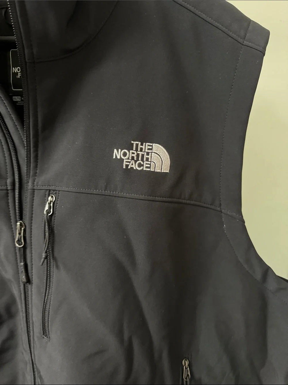 The North Face Black Softshell Men’s Vest EUC XXL