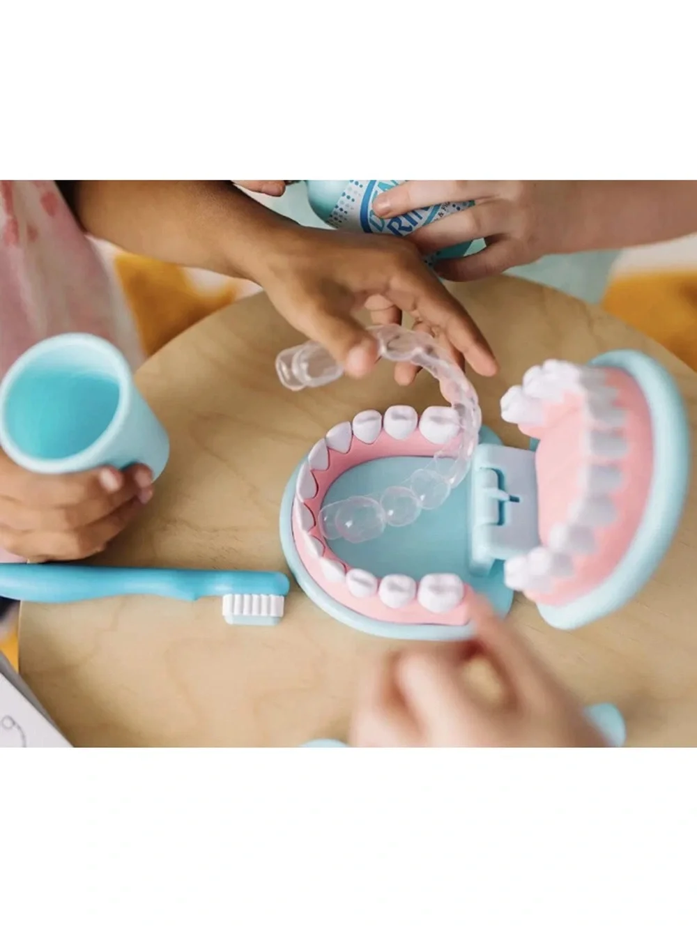 Melissa & Doug Super Smile Dentist Kit Toy Play Set 25 Pc Dental New Sealed