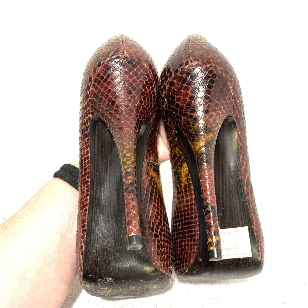 Stuart Weitzman stuart weitzman