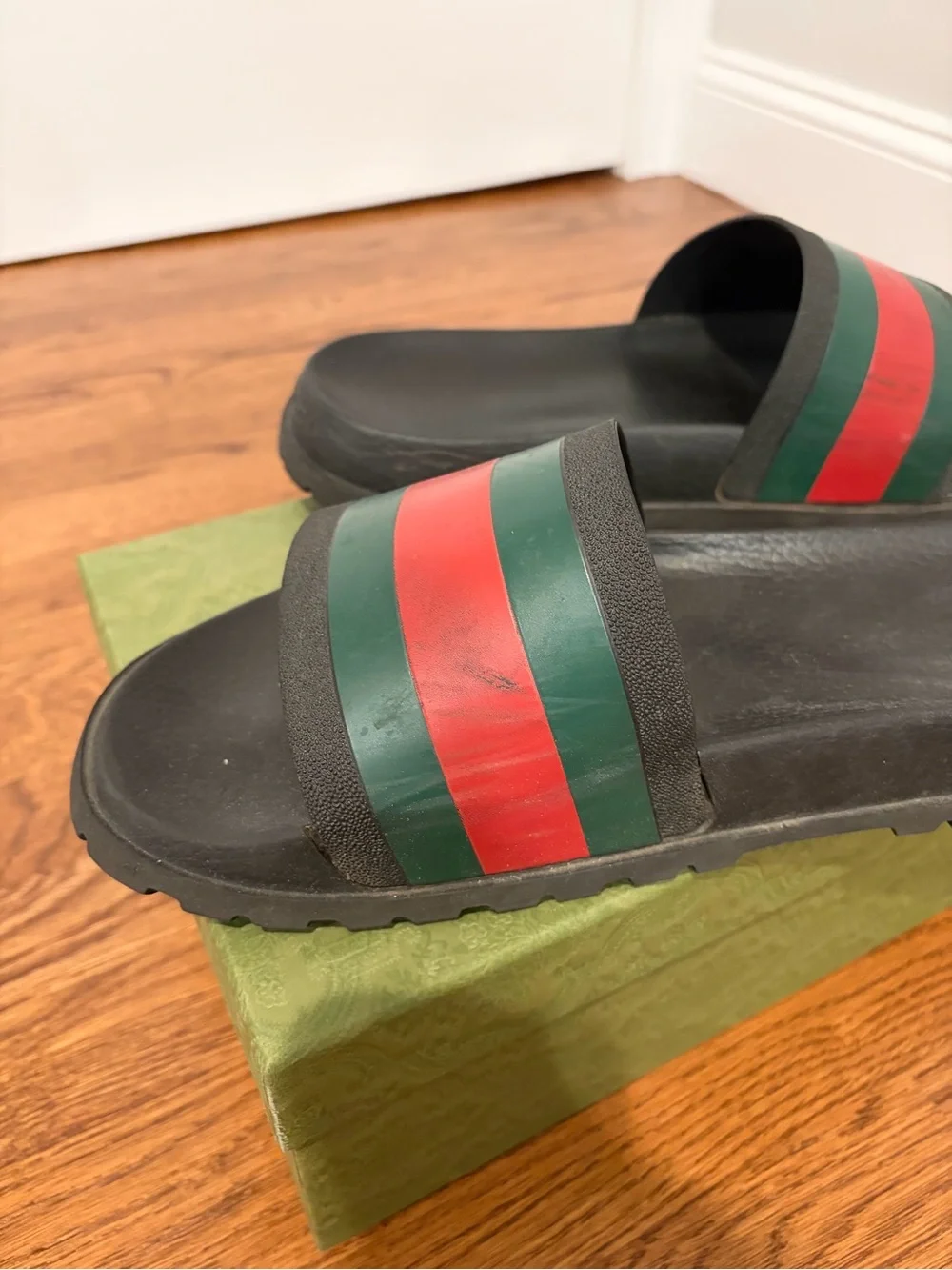 Gucci authentic slides