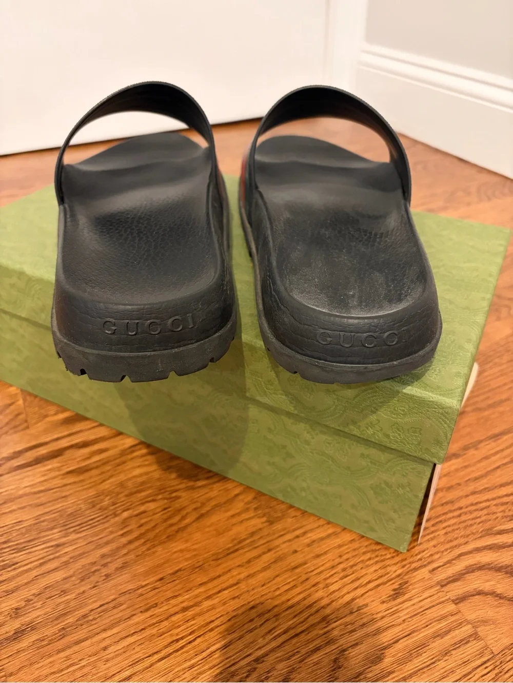 Gucci authentic slides