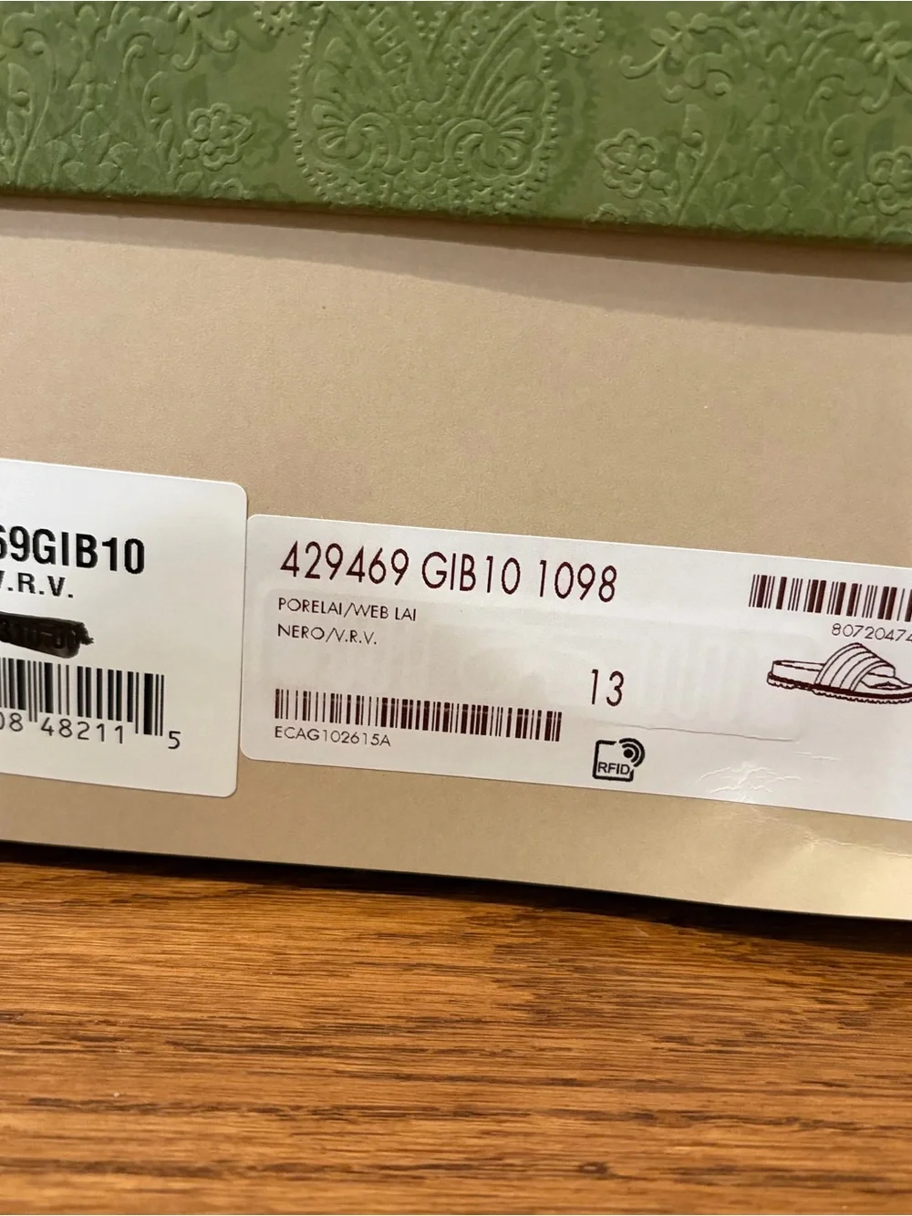 Gucci authentic slides