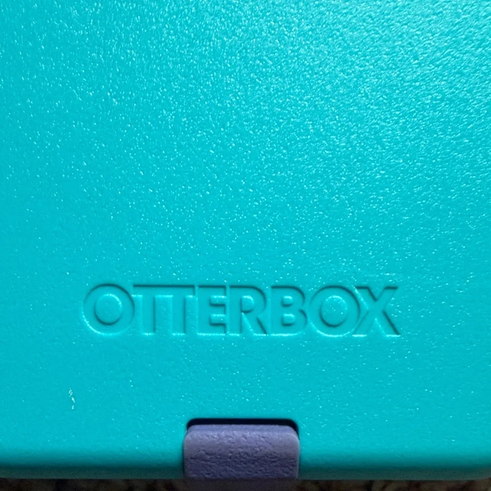 OtterBox commuter series