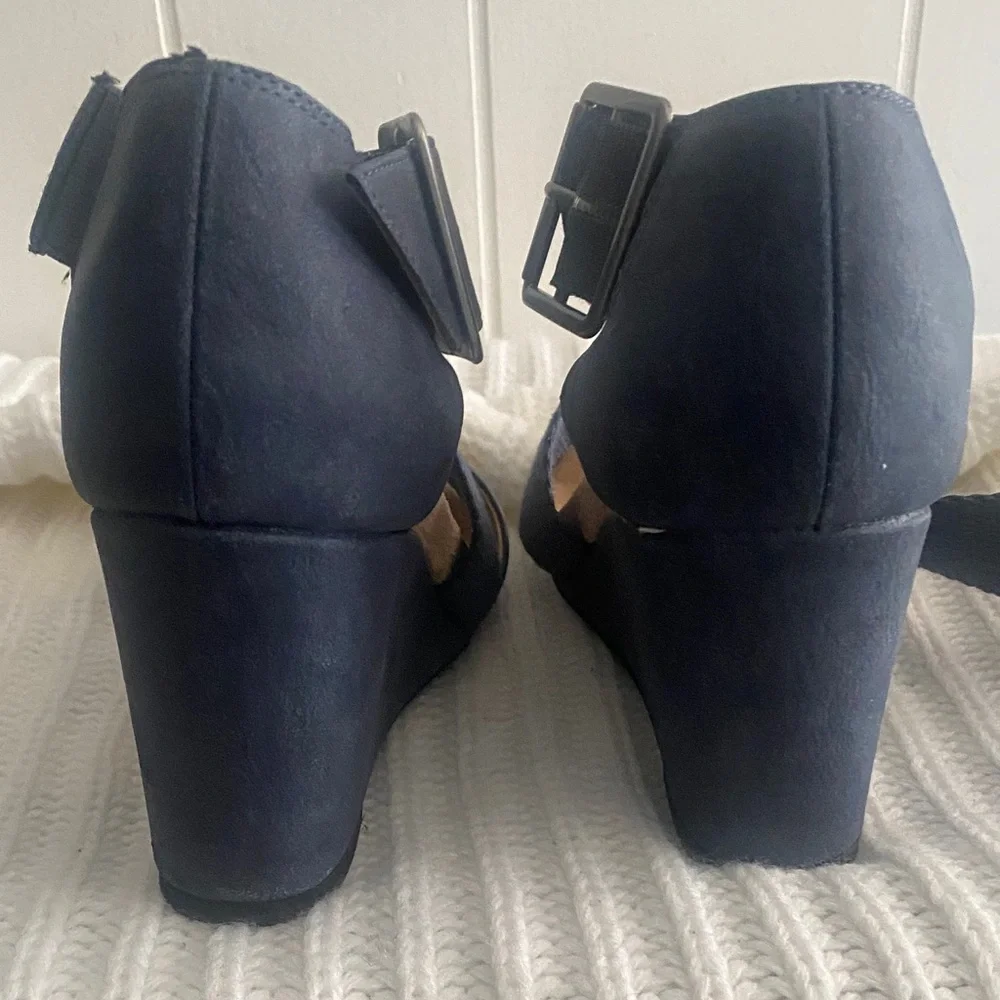 Life Stride stylish wedge