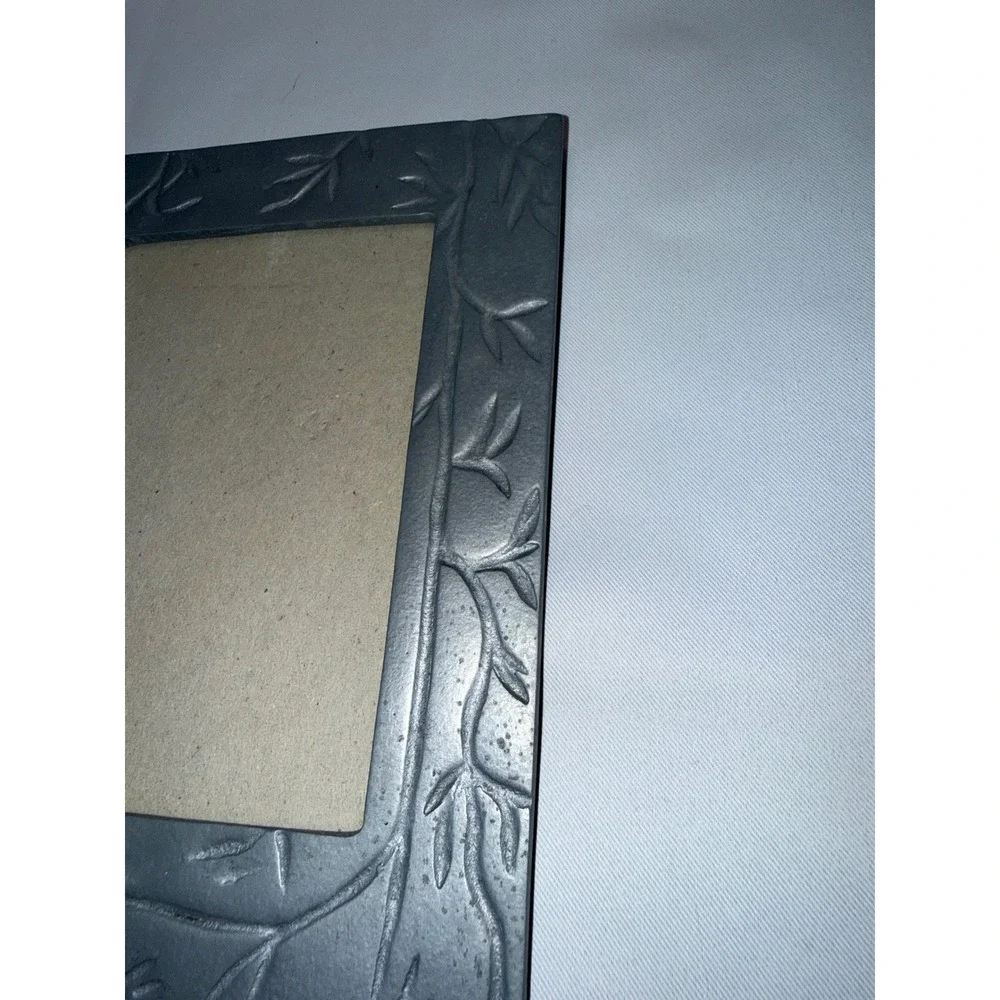 N/A pewter finish