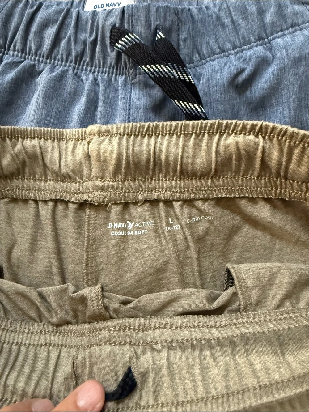 Old Navy include wear