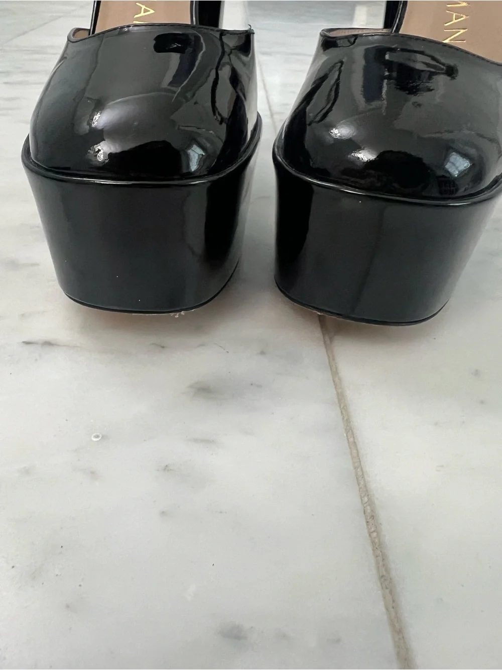 Stuart Weitzman stuart weitzman