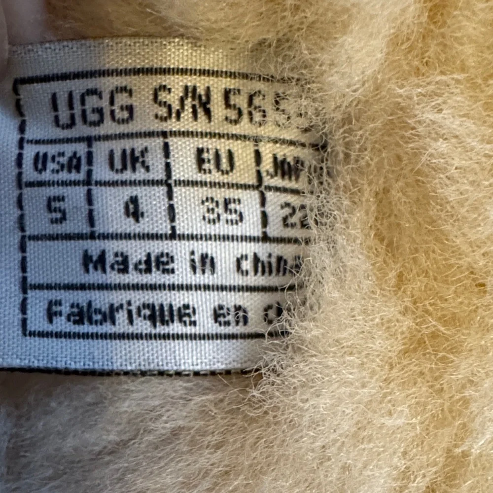 UGG step into