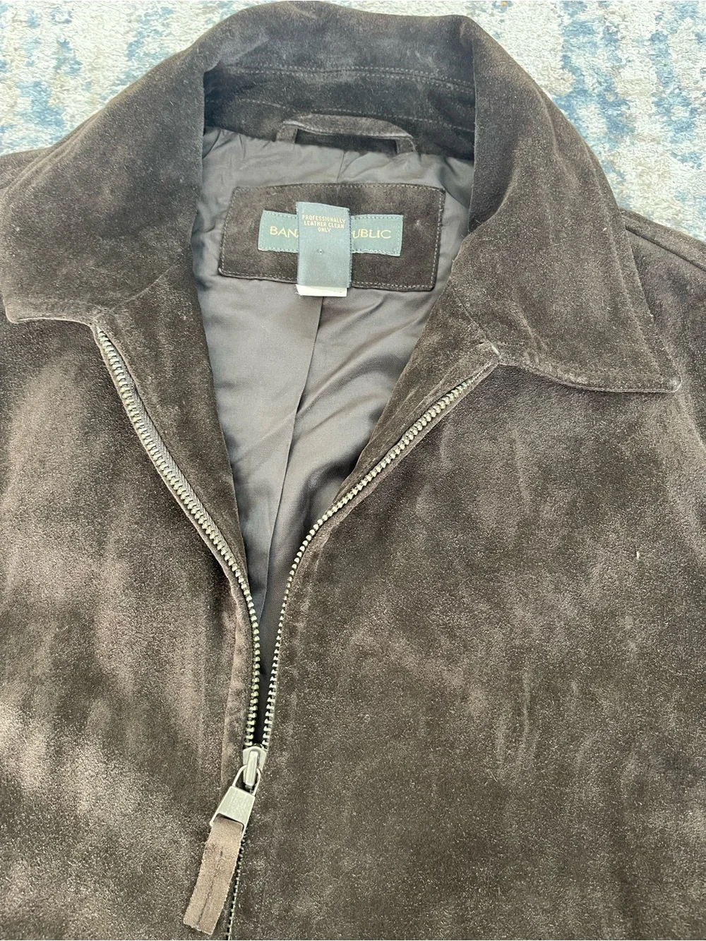 Banana Republic classic zip