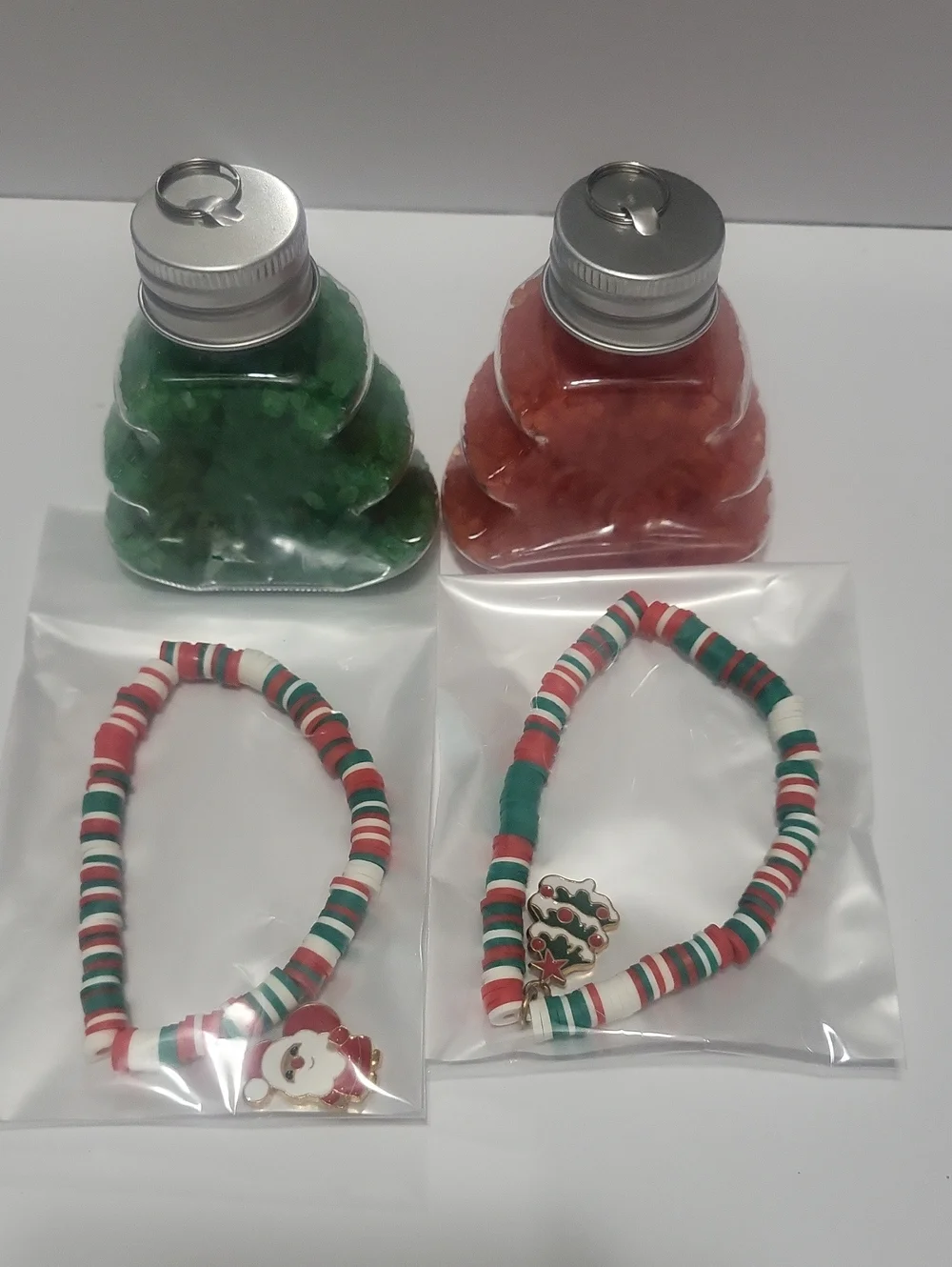 Kids Holiday Beaded Bracelet with Festive Charm - Red Green White
