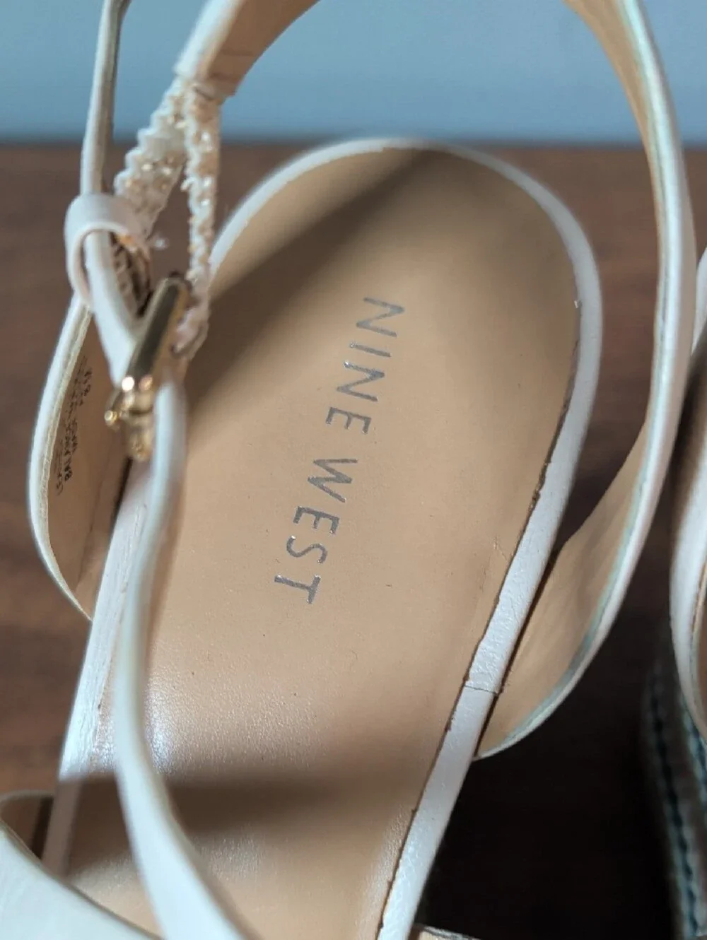 Nine West chic white