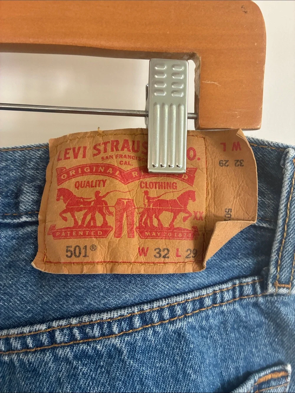 Levis classic straight