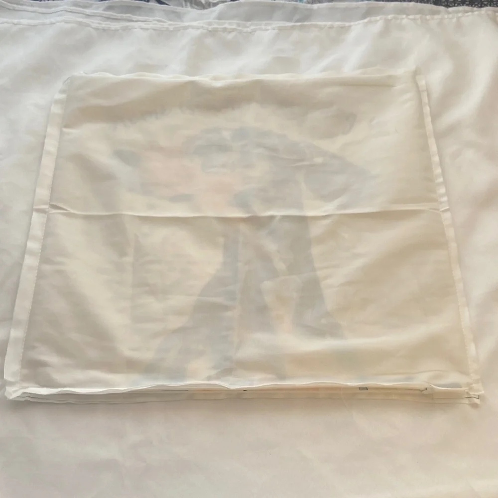 N/A decorative pillow
