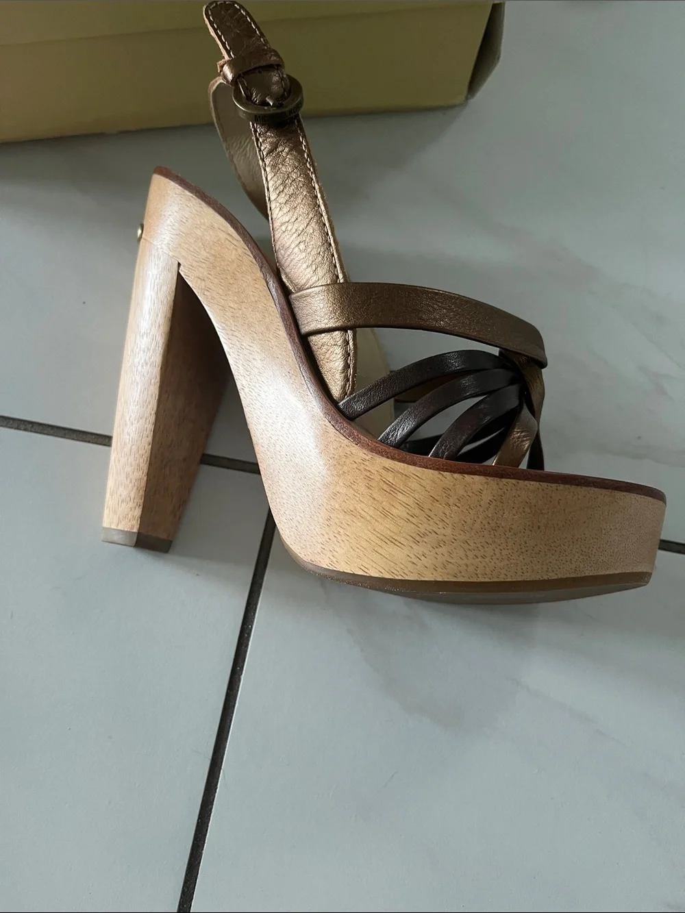 Michael Kors stylish michael