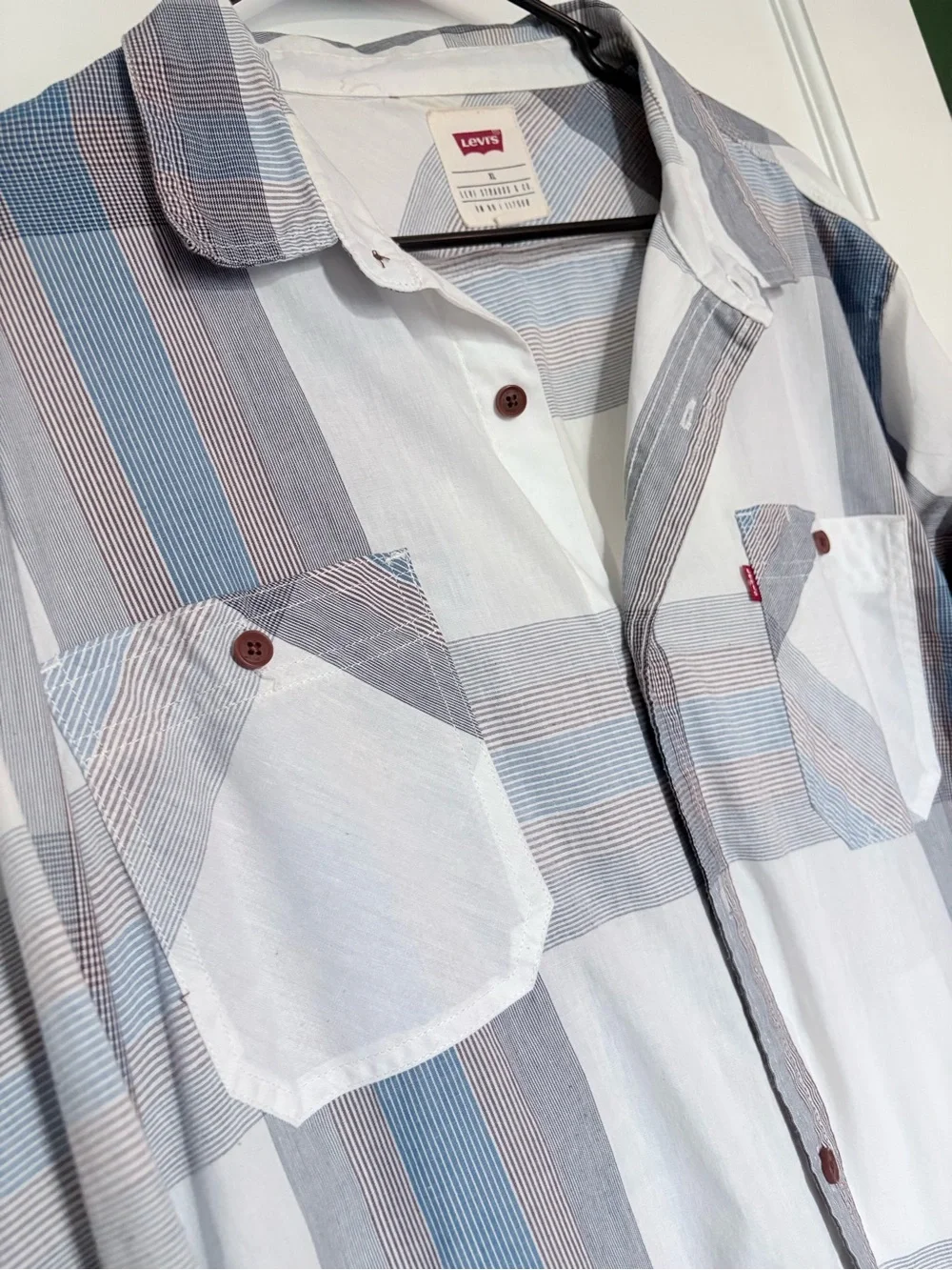 Levis levi plaid