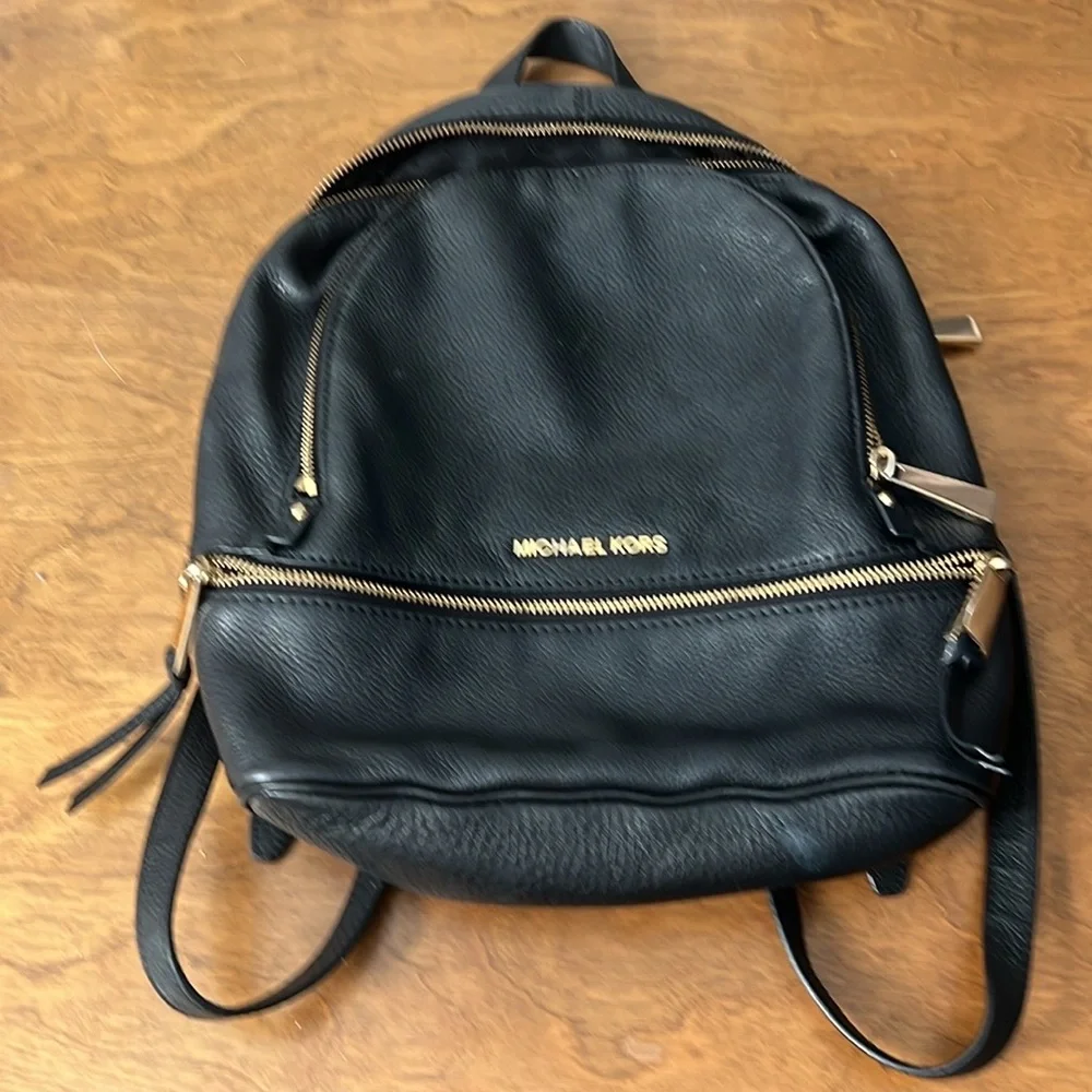 Michael Kors stylish black