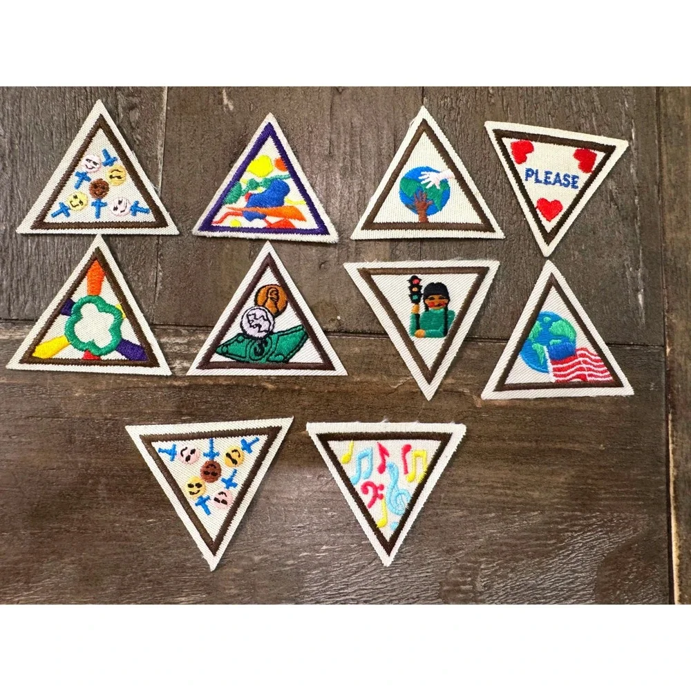 Vintage Girl Scout Brown Border Triangle Proficiency Badges Community Lot 10