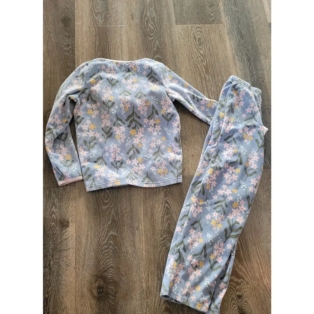 Carters good used