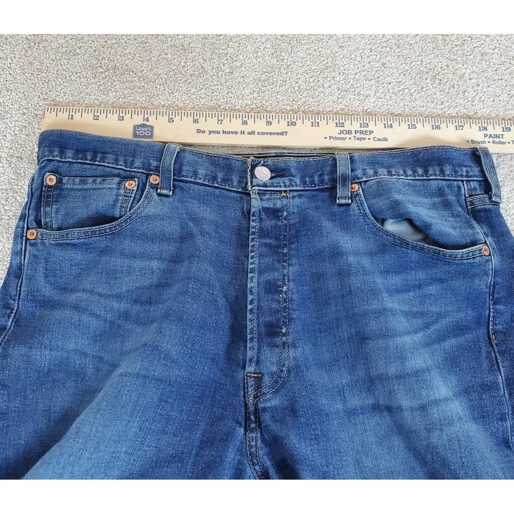 Levis very good
