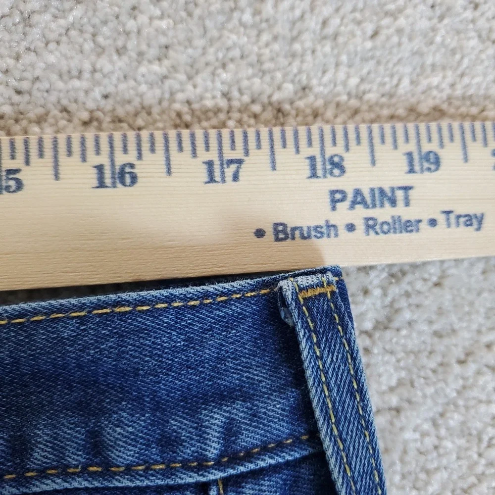 Levis very good