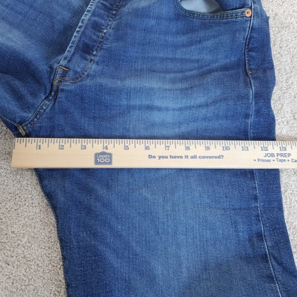 Levis very good