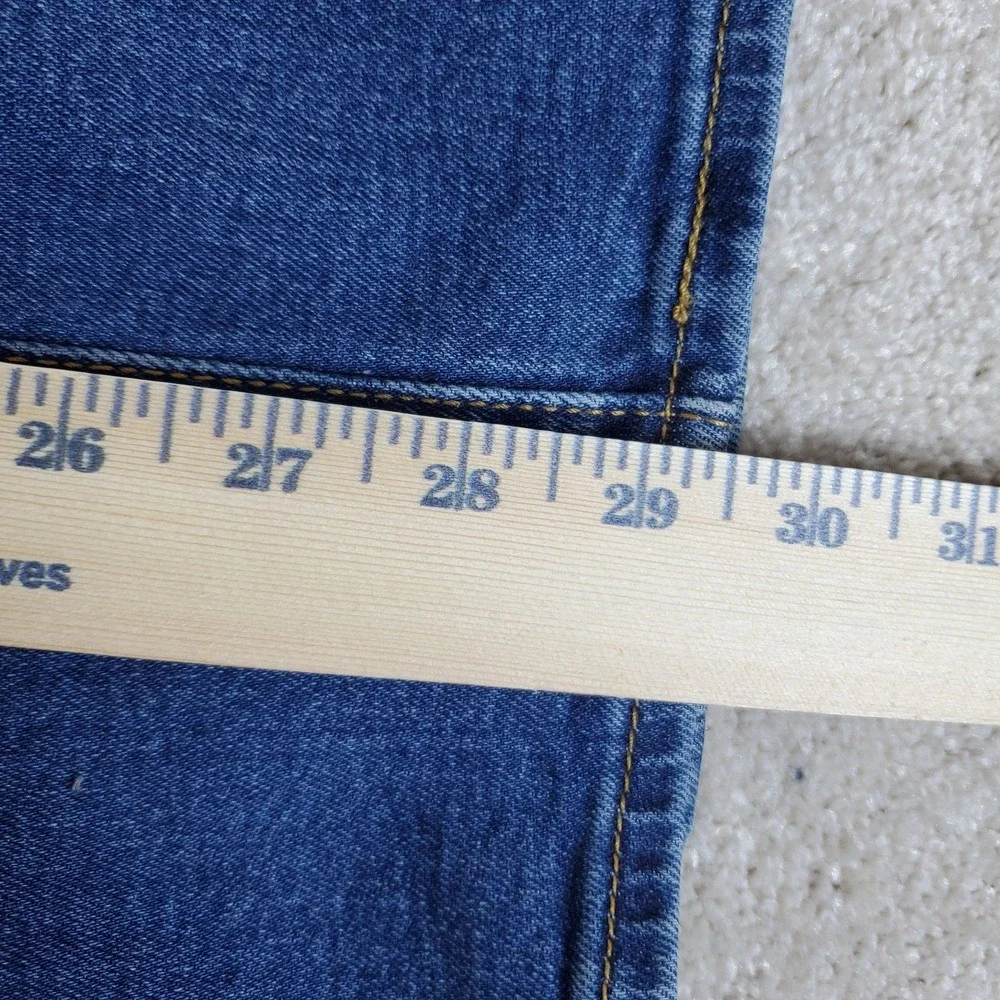 Levis very good