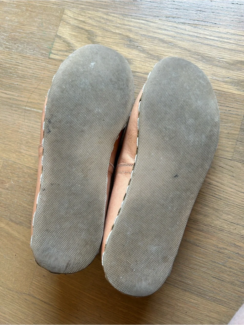 Sabah gently worn