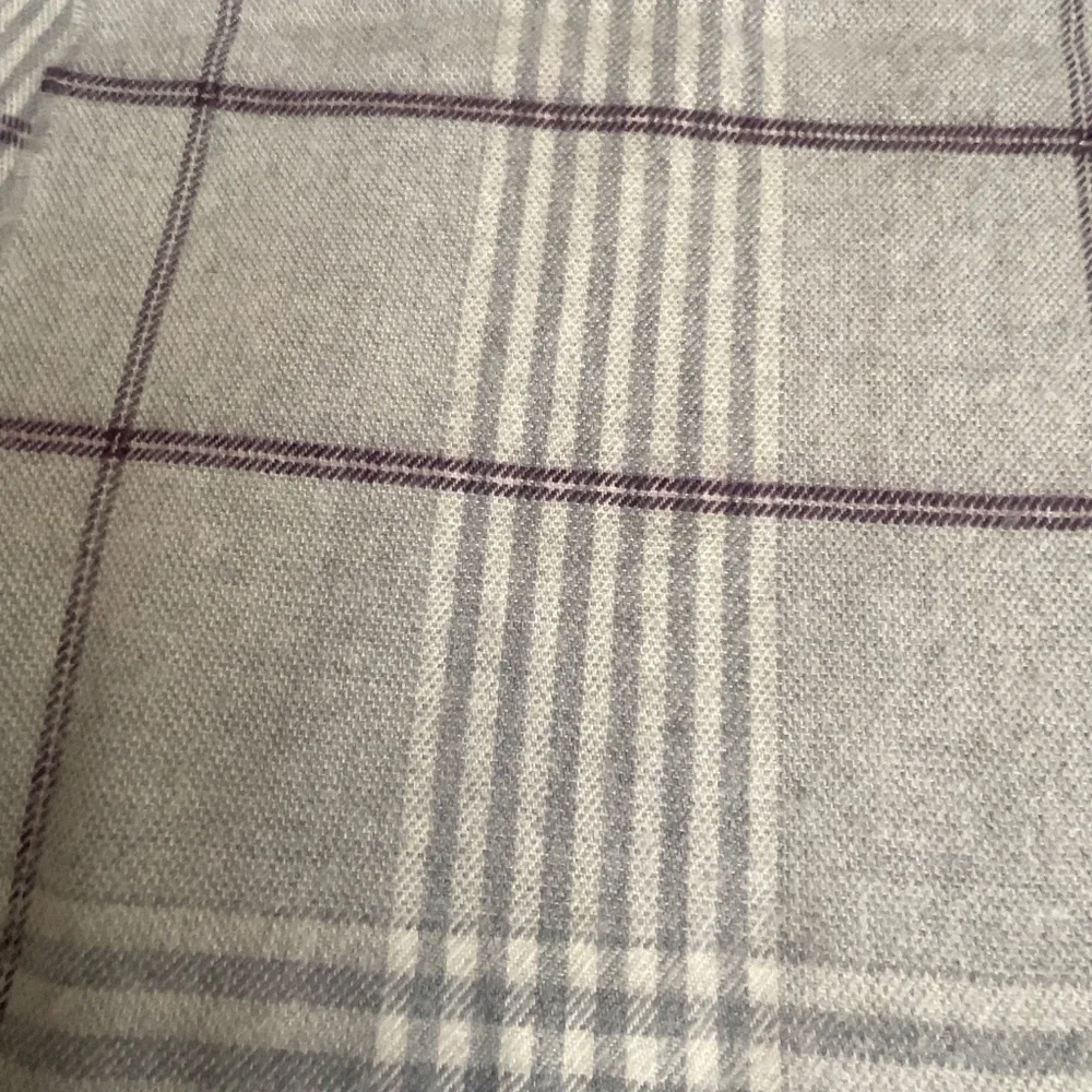 The Woollen Market Ireland 100%Merino Wool Throw Blanket Wrap Shawl 29”x78”NWOT