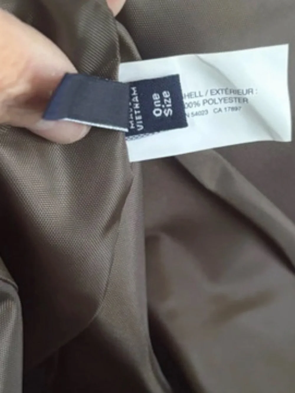 GAP camouflage messenger