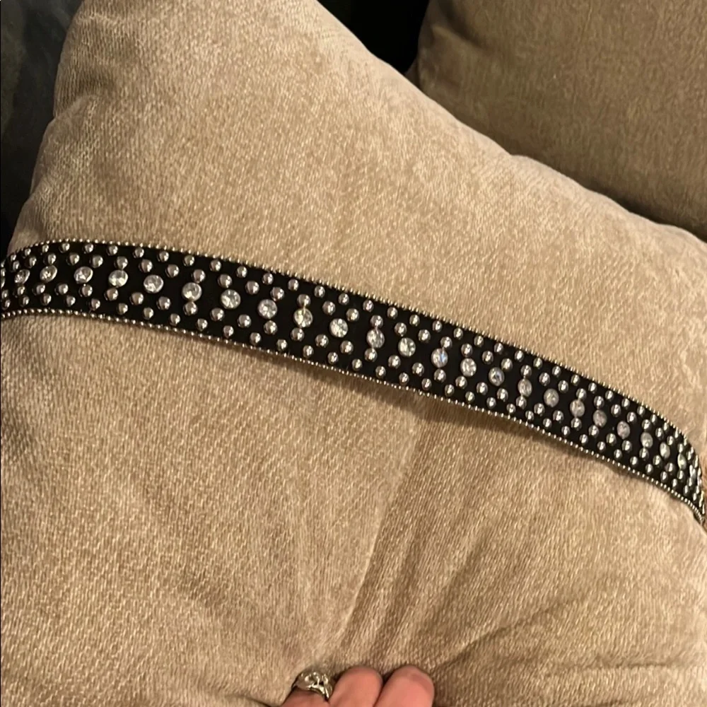 Guess large black
