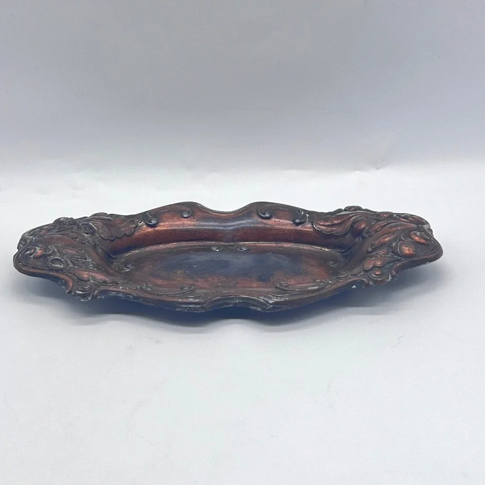 The Unbranded Brand vintage ornate