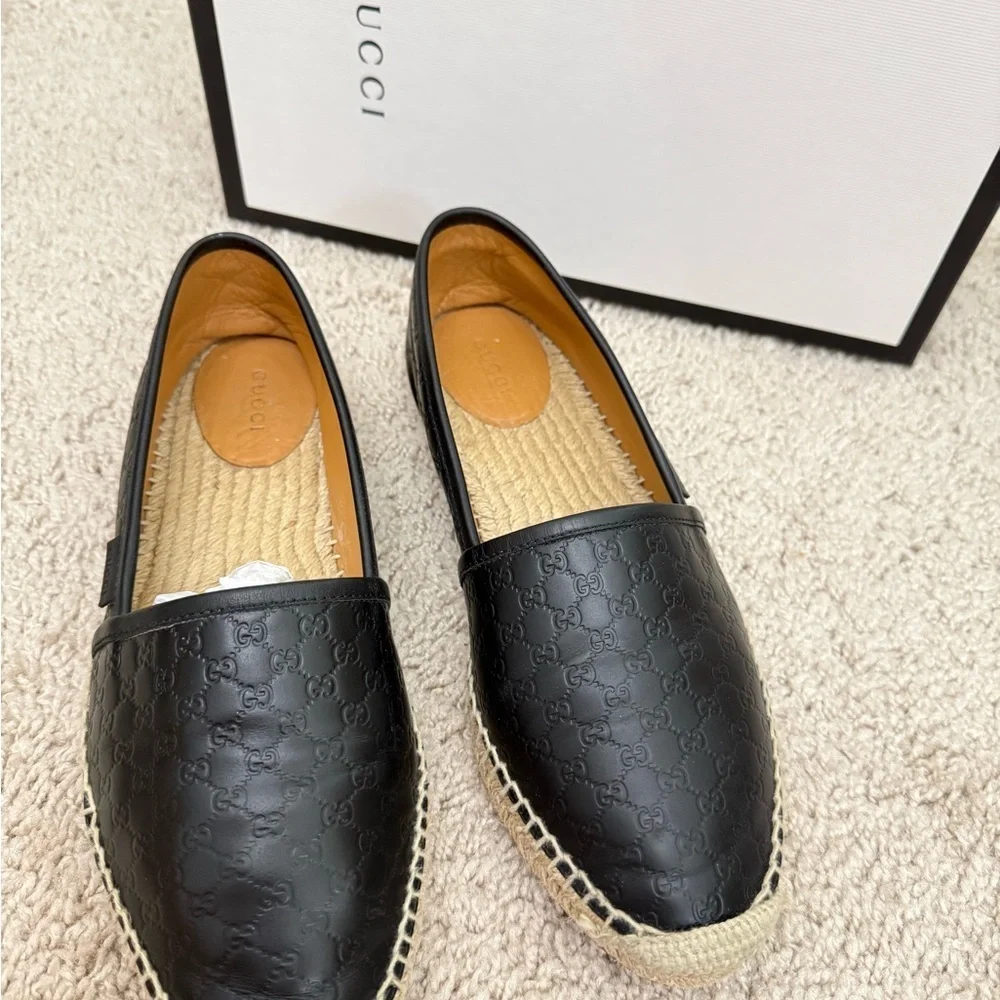 Gucci authentic shoes