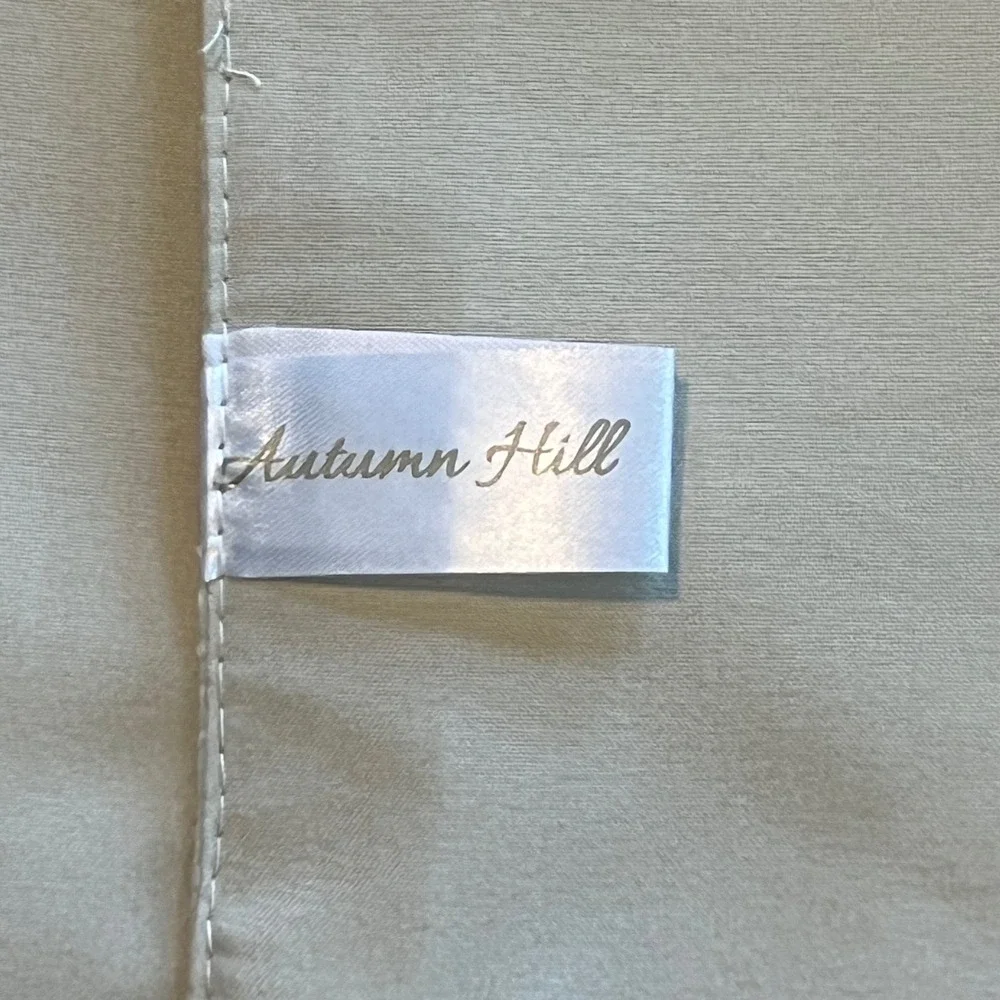 Autumn Hill finished making decor