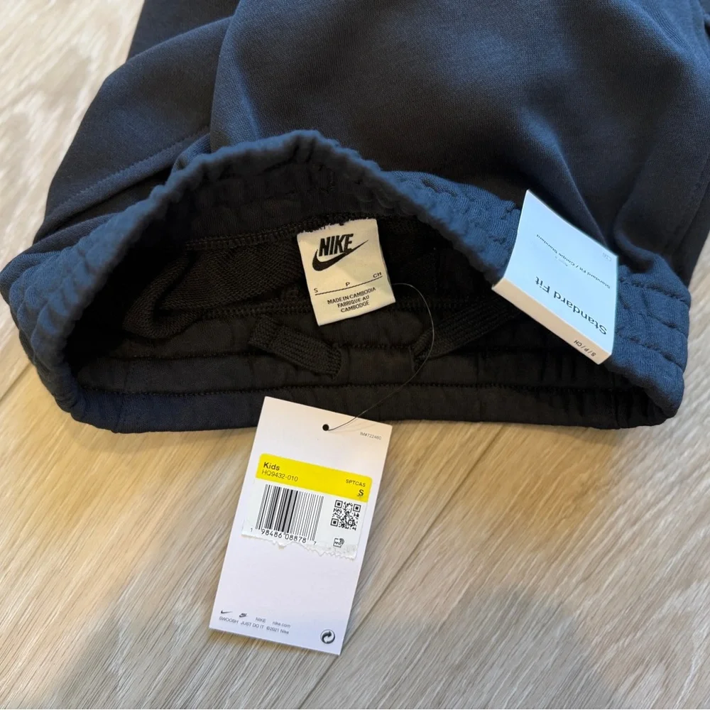Nike brand or tags