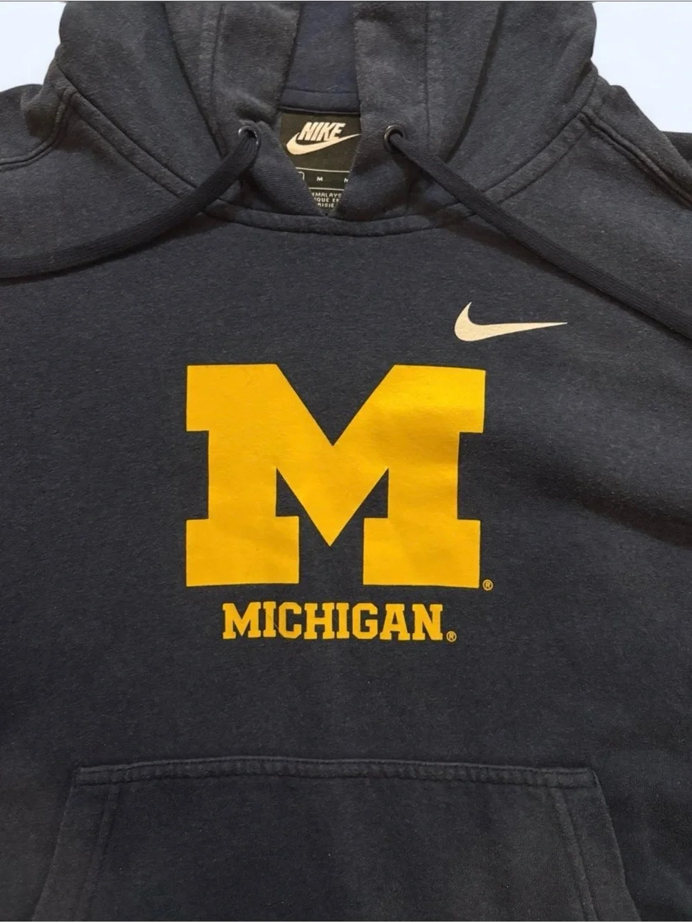 Nike Michigan navy hoodie with M logo Youth Medium