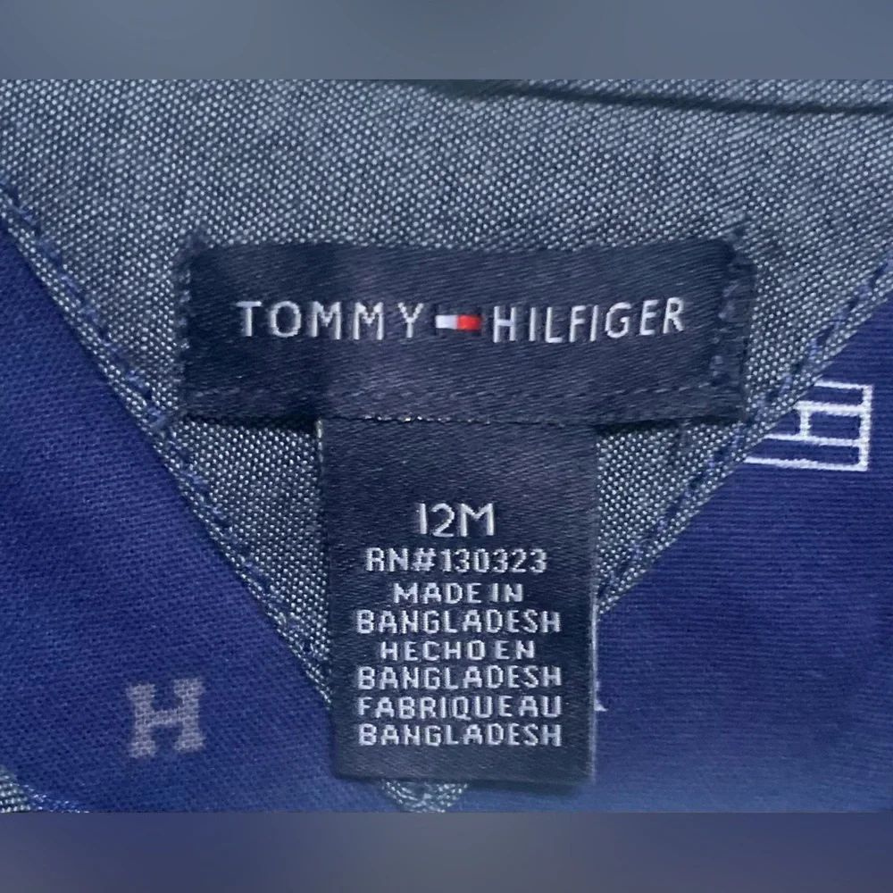 Tommy Hilfiger nwt khaki
