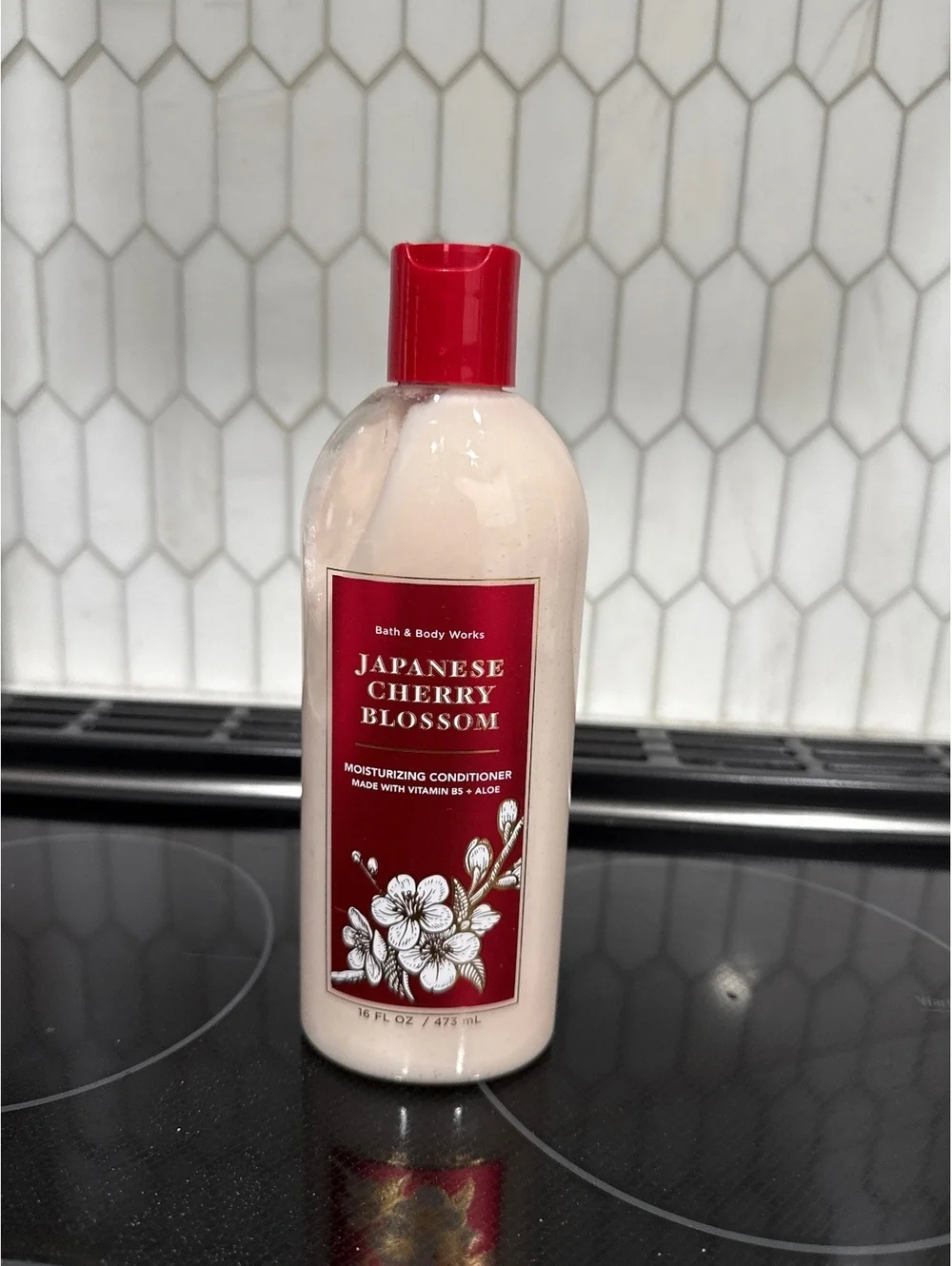 Bath & Body Works Japanese Cherry Blossom Moisturizing Conditioner with VitaminB