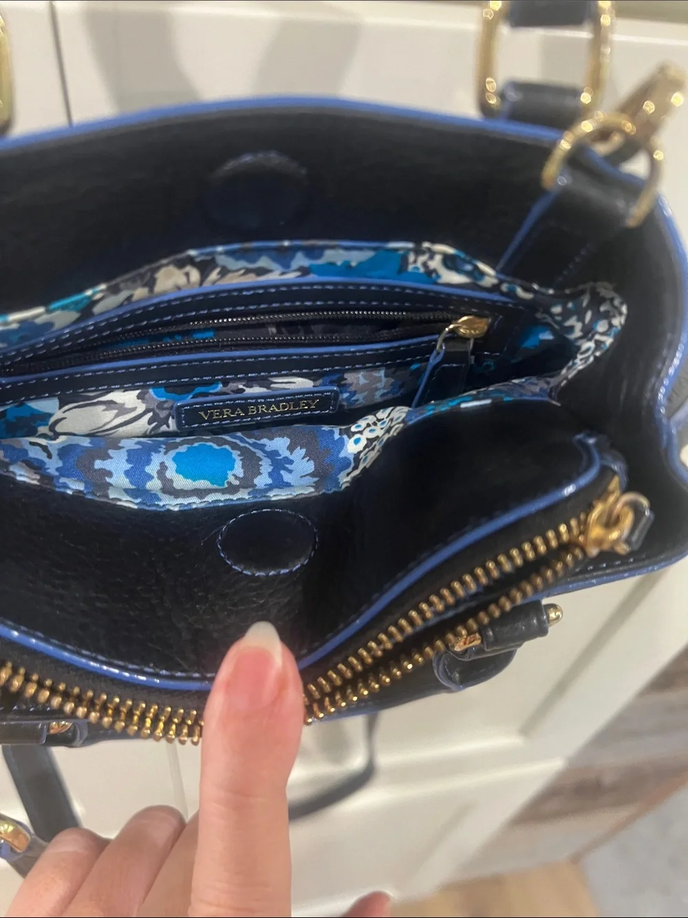 Vera Bradley structured vera