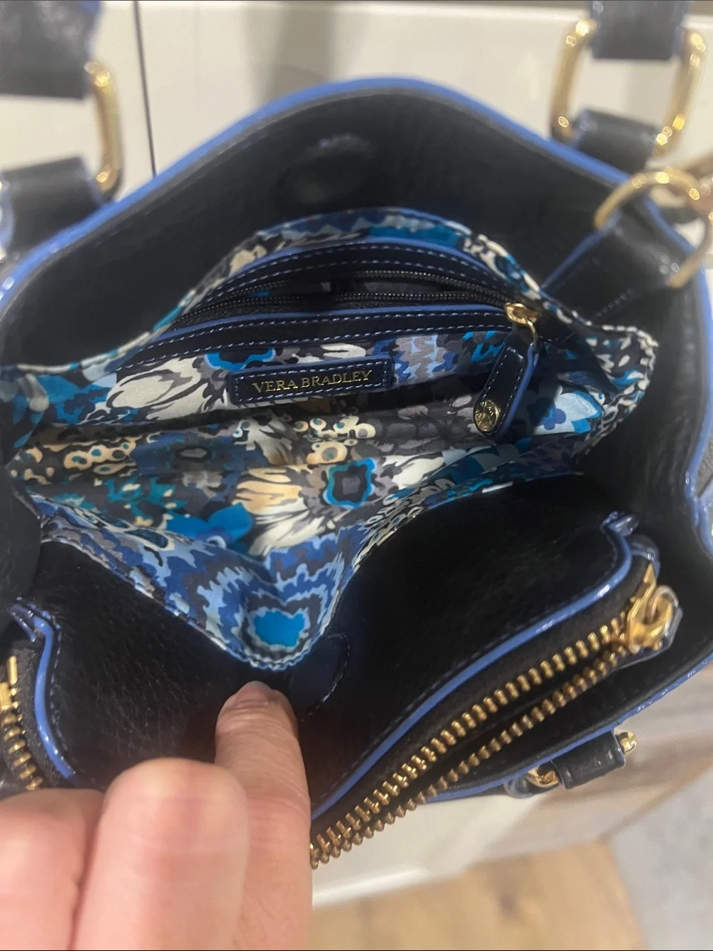 Vera Bradley structured vera