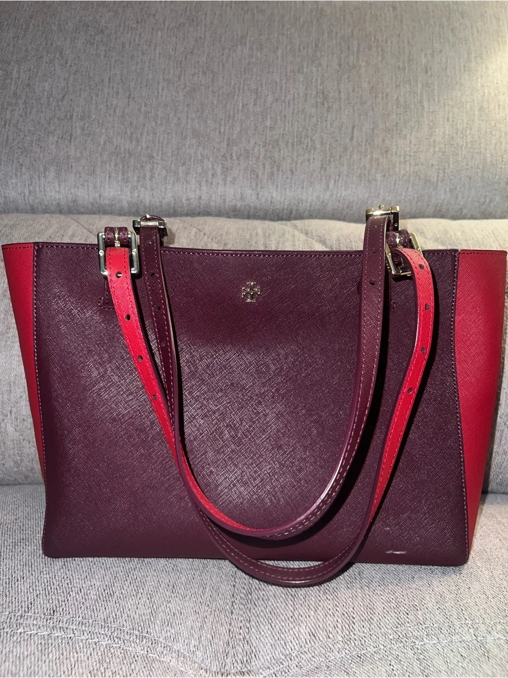 Tory Burch Leather Shoulder Bag. Excellent Condition
