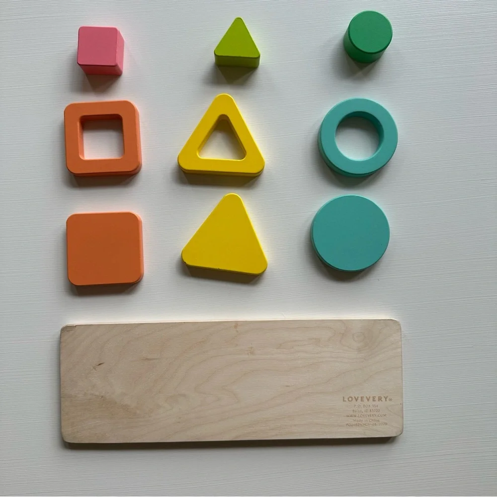 LOVEVERY geo shapes