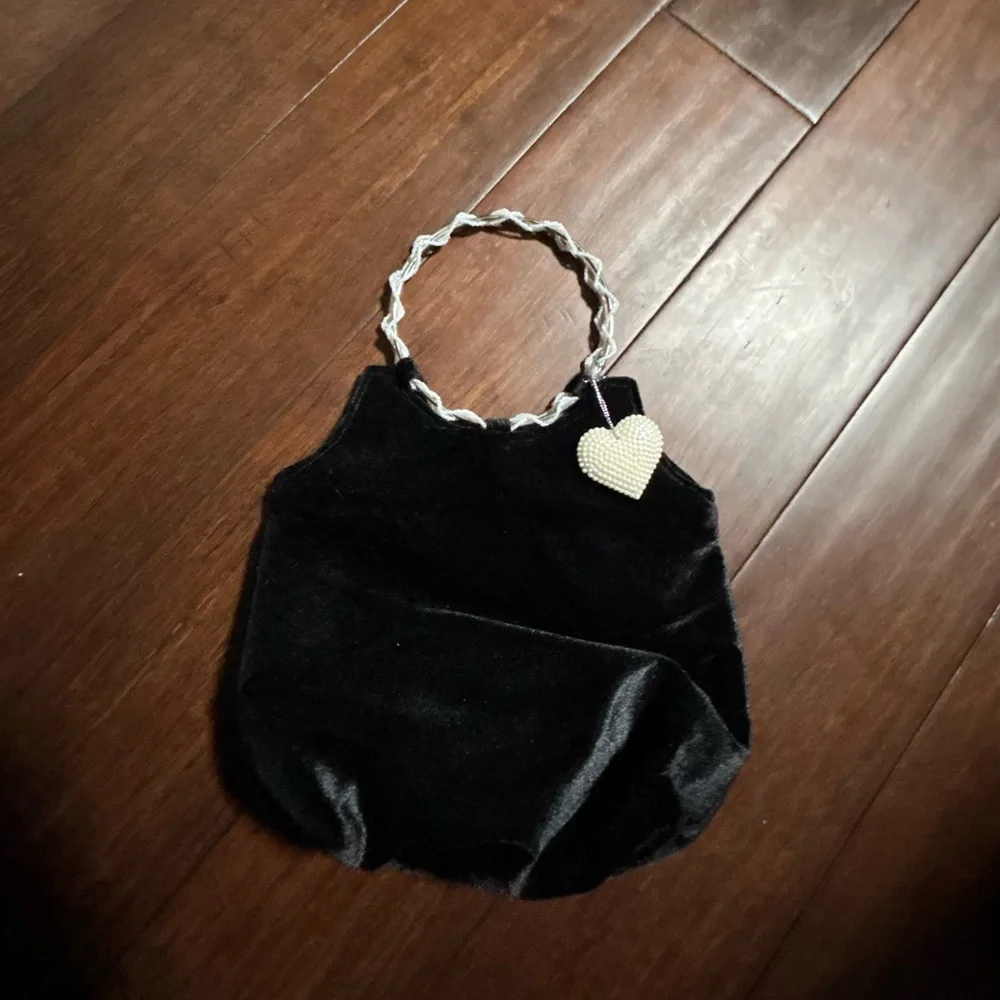 Victoria’s Secret black Velvet & Faux Pearl Victoria's Secret Purse Handbag U