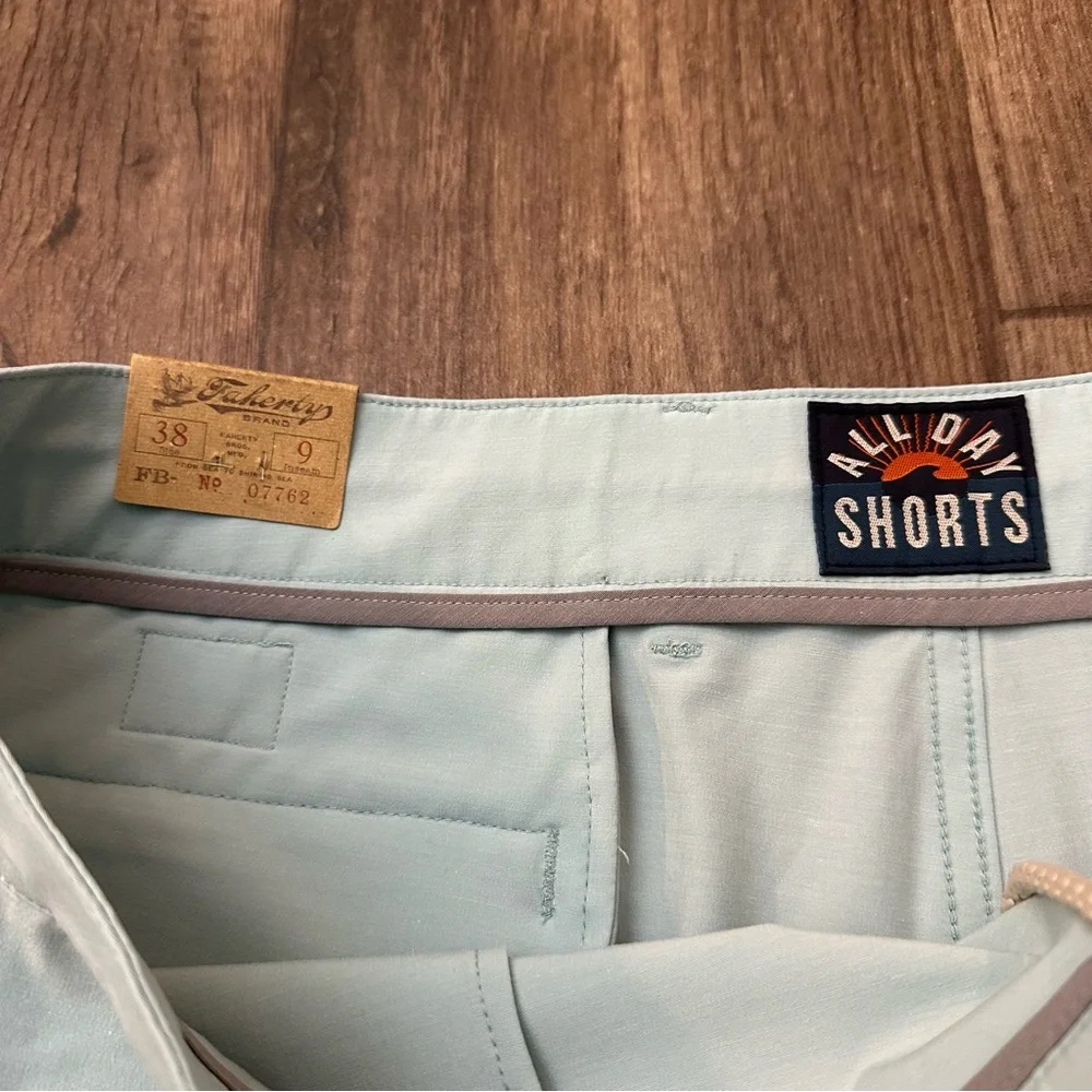 Faherty size 38
