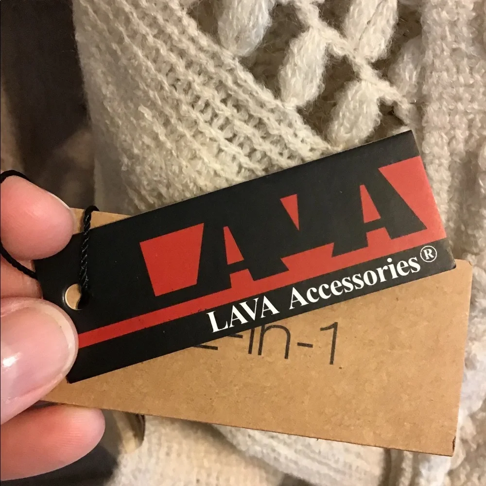 LAVA ACCESSORIES Women's Crochet Cream Fringe Boho Vest Scarf 2-n-1 NEW