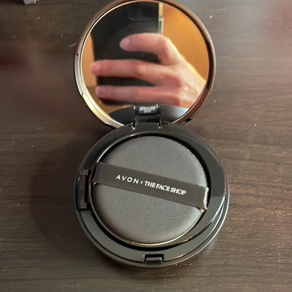 Avon concealer slim