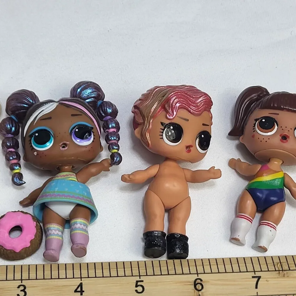 LOL Surprise Doll Lot‎ OF 4 Girls and a Donut