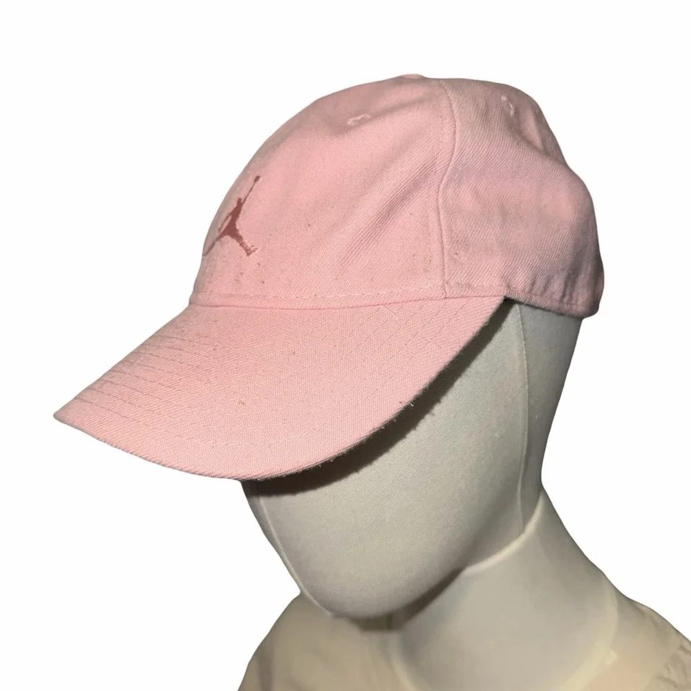 pink Nike Air‎ Jordan Kids Essentials adjustable baseball hat. Jumpman Logo