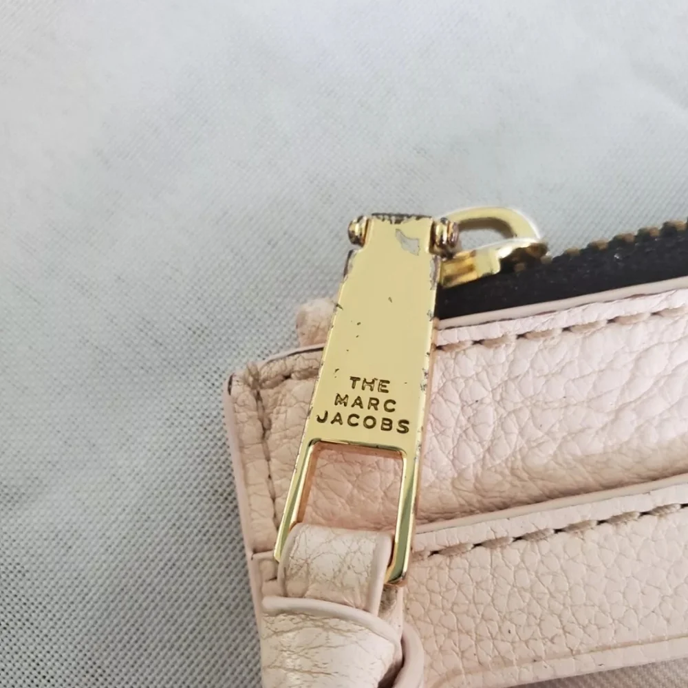 Marc Jacobs pretty pink