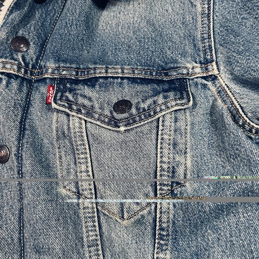 Levis color piece making