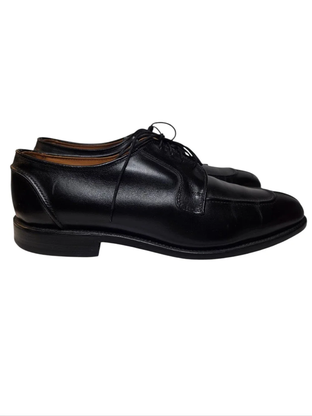 Allen Edmonds style classic